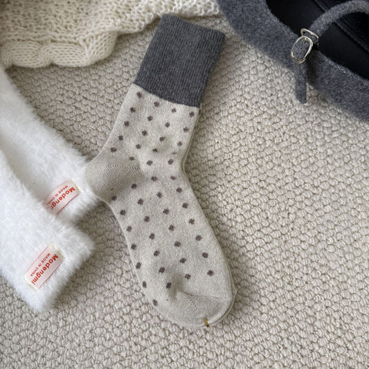 Bala socks Korean version of socks women's autumn and winter small polka dot wool socks, socks mouth splicing stacking socks women's sweet warm medium tube women's socks